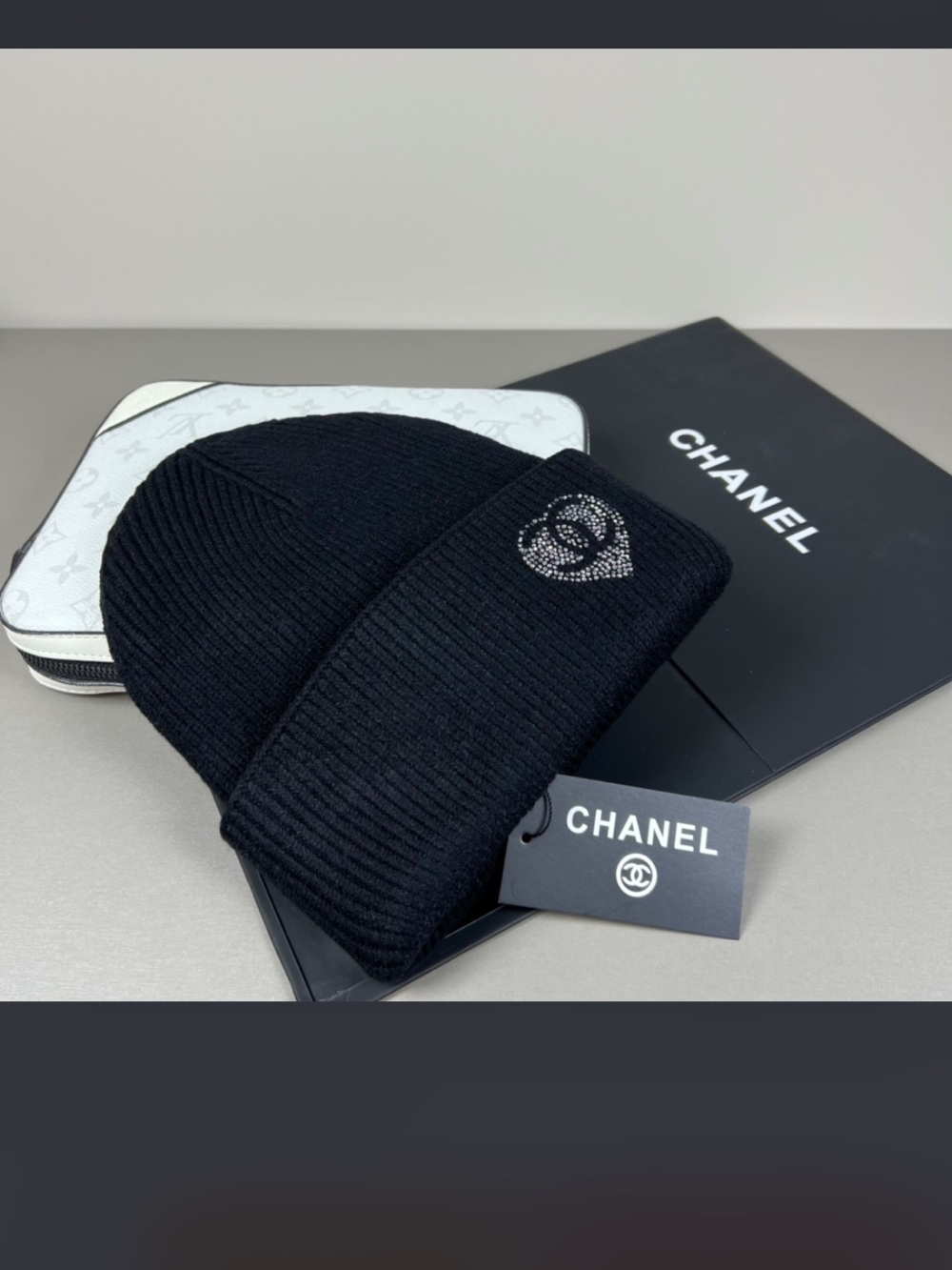 Black Rhinestone Heart Letter C Winter Beanie Hat